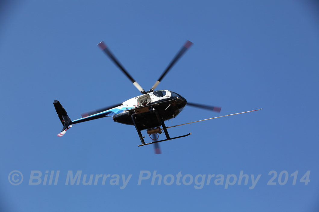 Helicopter-Aeropower VH-PLI Washing Insulators 2014-01-13_39